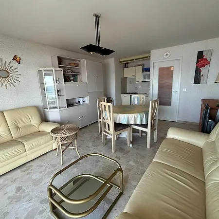 T2 Avec Balcon Et Vue Mer, 1er étage, Ascenseur, Tv, Cuisine équipée - Fr-1-197-466 *