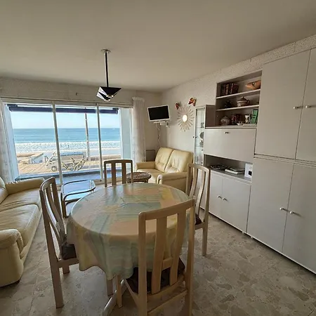 T2 Avec Balcon Et Vue Mer, 1er Etage, Ascenseur, Tv, Cuisine Equipee - Fr-1-197-466 レ・サ​​ーブル・ドロンヌ