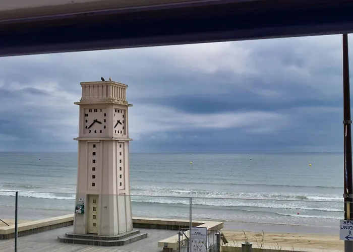 T2 Avec Balcon Et Vue Mer, 1er Etage, Ascenseur, Tv, Cuisine Equipee - Fr-1-197-466 Apartment